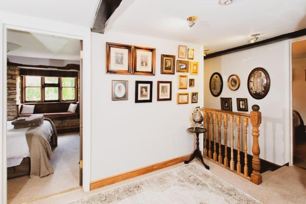 Lyne House Ideal For A Celebration Or Reunion คิดลิงตัน ภายนอก รูปภาพ